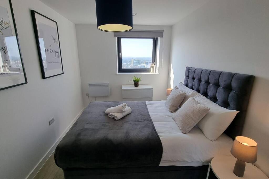 2 Bedroom Penthouse Manchester Extérieur photo