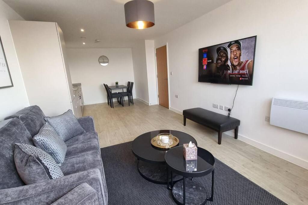 2 Bedroom Penthouse Manchester Extérieur photo
